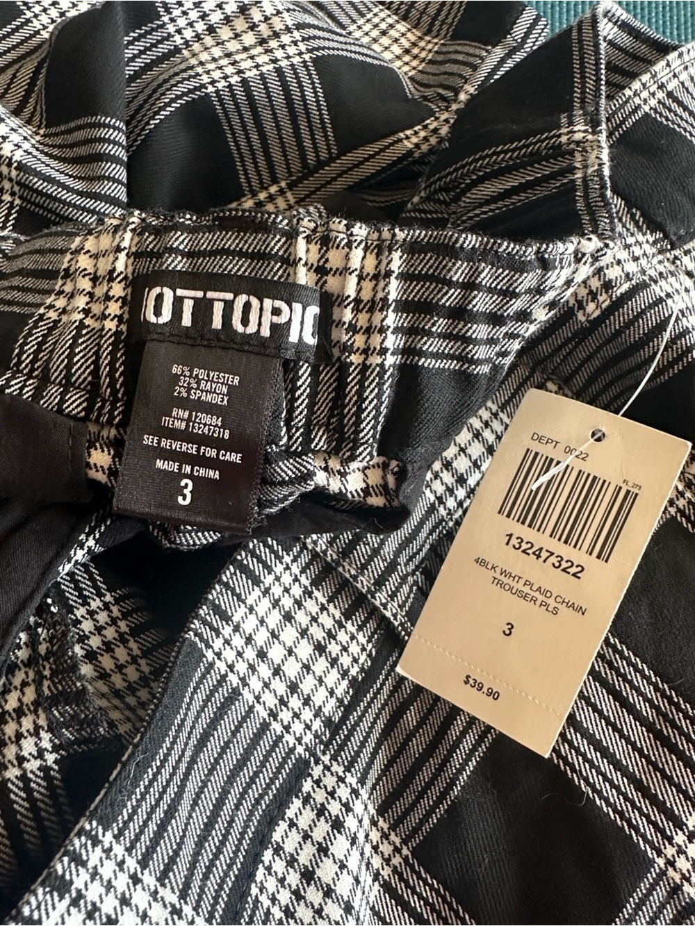 Hot Topic Black White Plaid Chain Plaid Trousers NWT Plus 3X - Picture 7 of 7